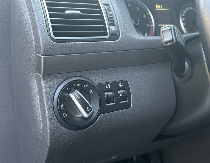 Volkswagen Touran MPV 1,4 l 103 kw