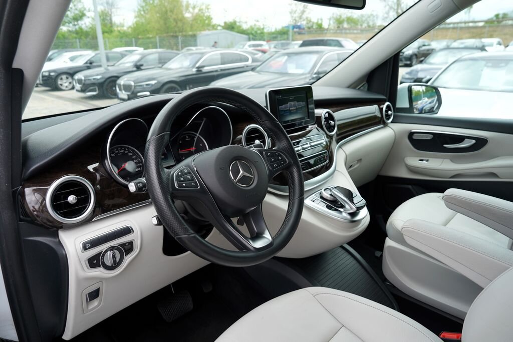 Mercedes-Benz Třídy V MPV 2,1 l 140 kw