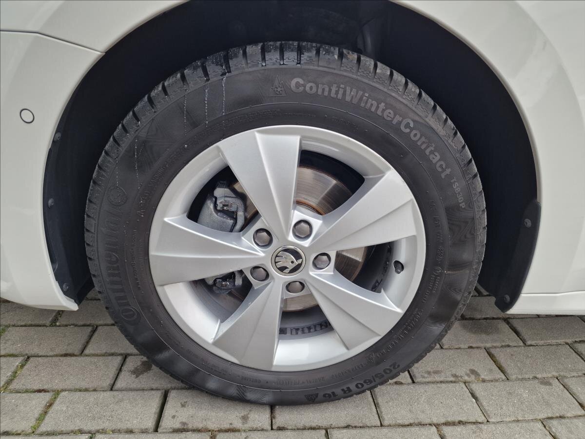 Škoda Octavia Sedan 1,5 l 110 kw