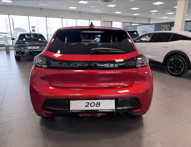 Peugeot 208 Hatchback 1,2 l 74 kw