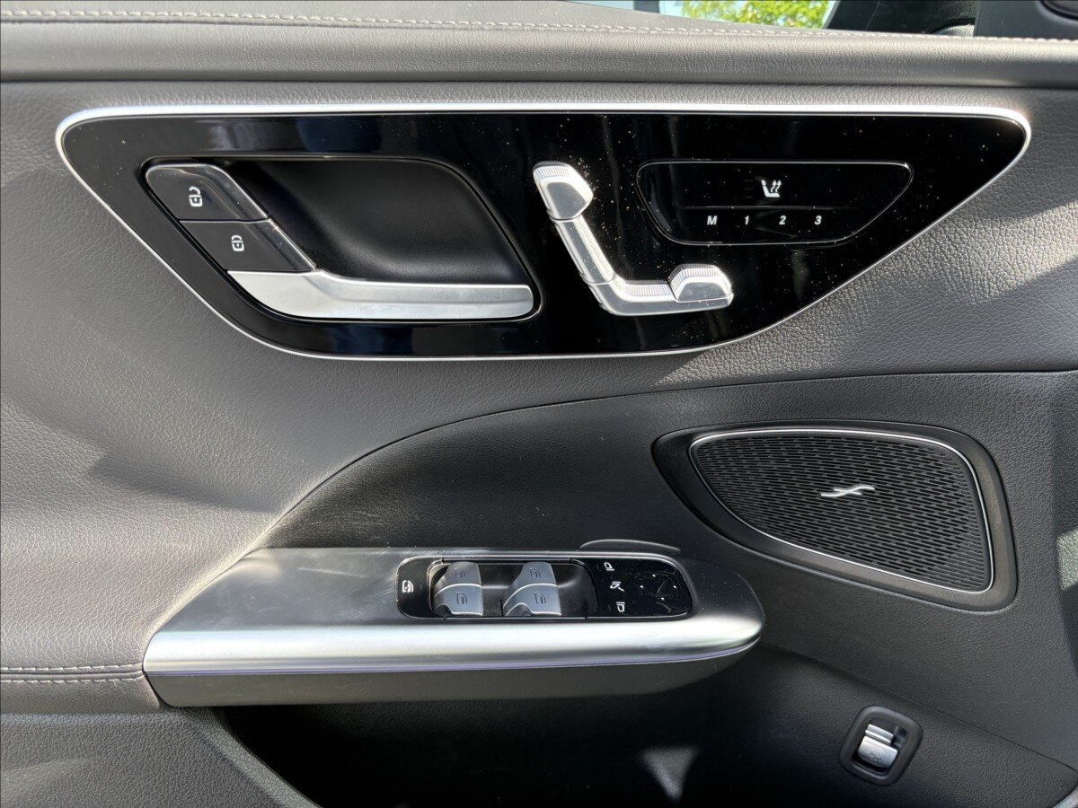 Mercedes-Benz Třídy C Sedan / Limuzína 2,0 l 147 kw