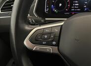 Volkswagen Tiguan 19