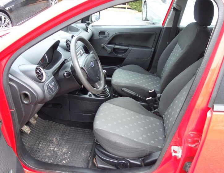 Ford Fiesta Hatchback 1,3 l 51 kw