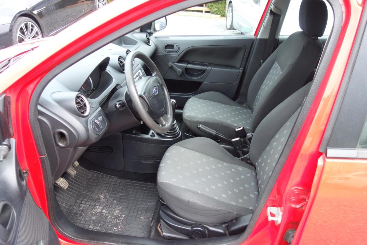 Ford Fiesta Hatchback 1,3 l 51 kw