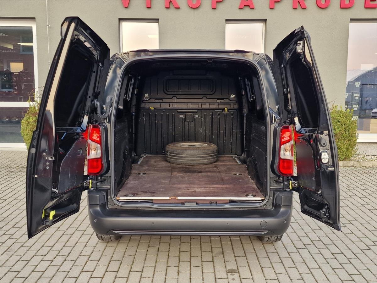 Opel Combo Skříň 1,5 l 75 kw