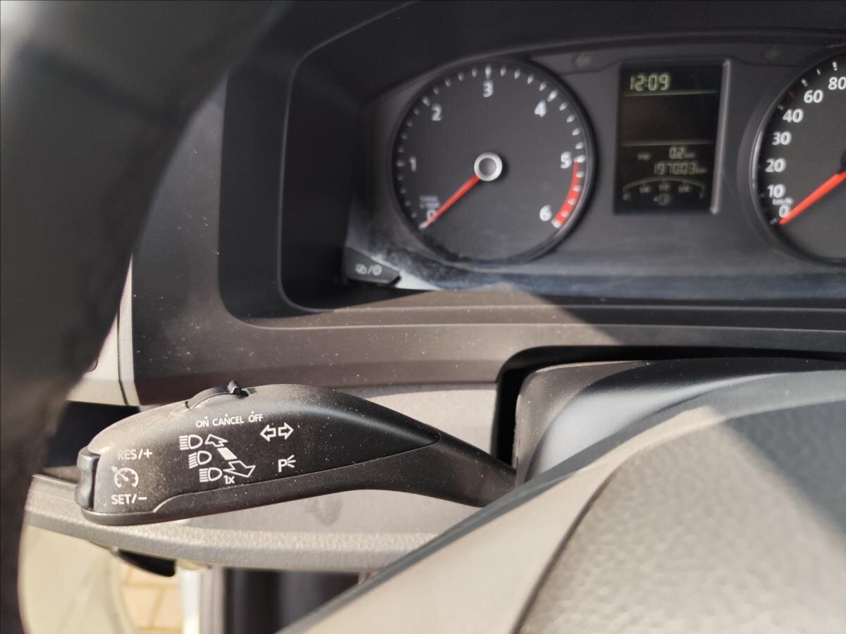 Volkswagen Transporter Ostatní 2,0 l 84 kw