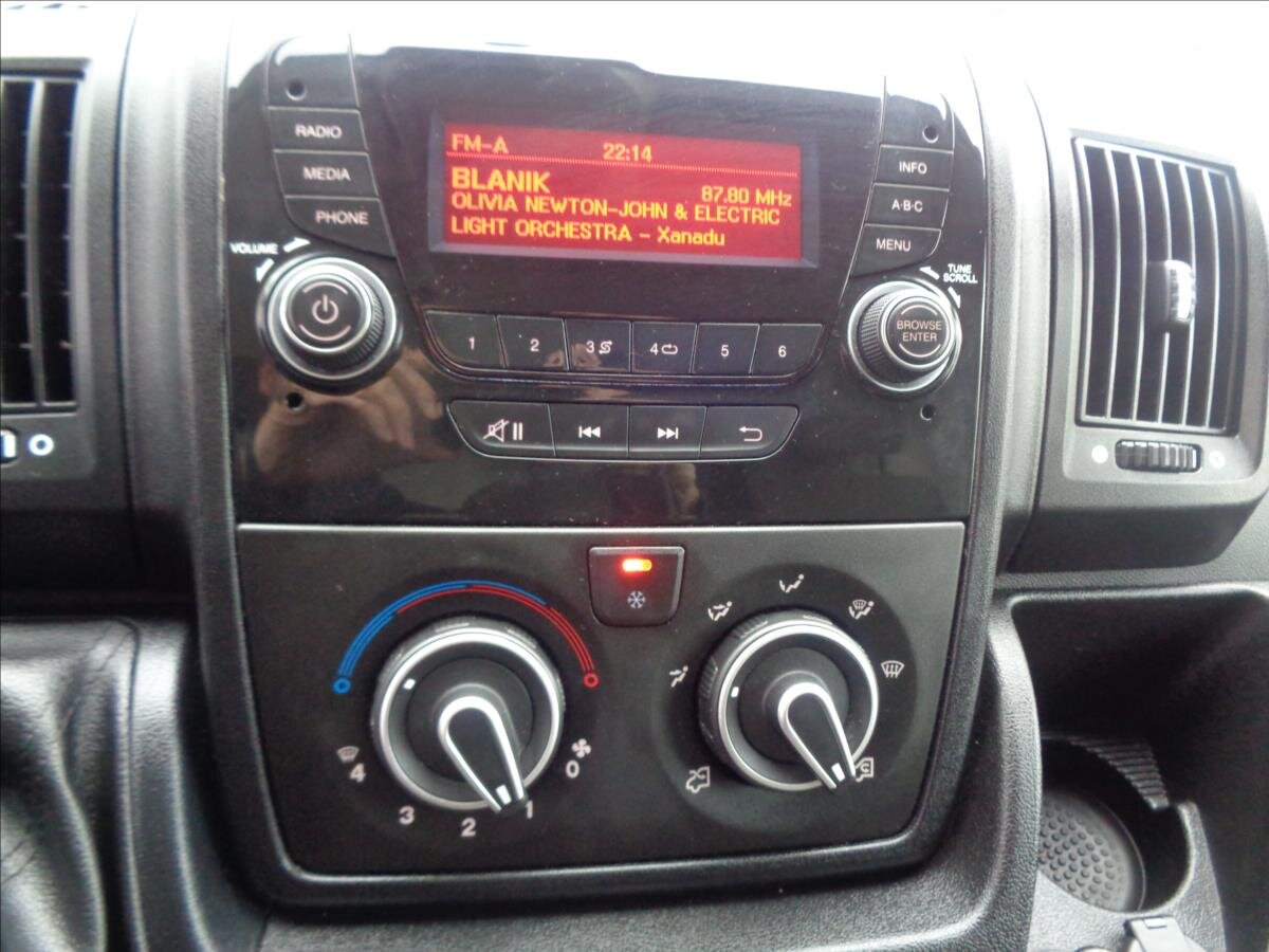 Peugeot Boxer Ostatní 2,2 l 121 kw