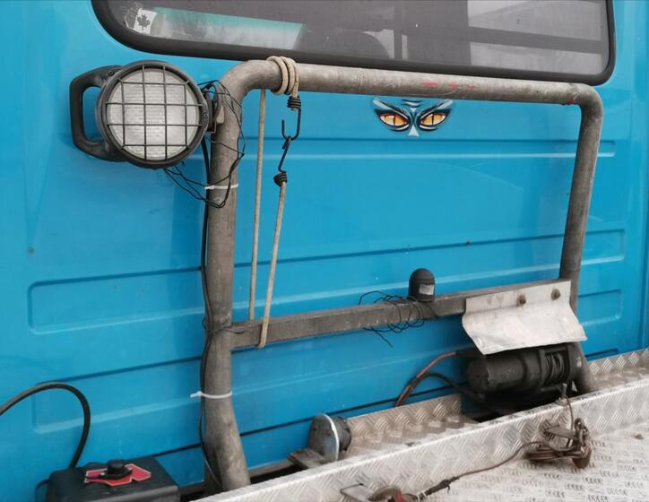 Mercedes-Benz Sprinter 19