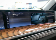 Cadillac Escalade 38