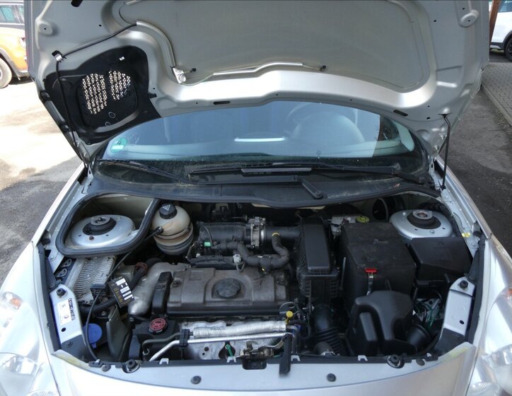 Peugeot 206 Hatchback 1,1 l 44 kw