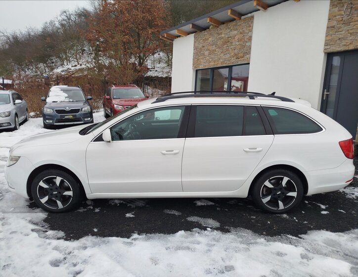 Škoda Superb Kombi 2,0 l 103 kw