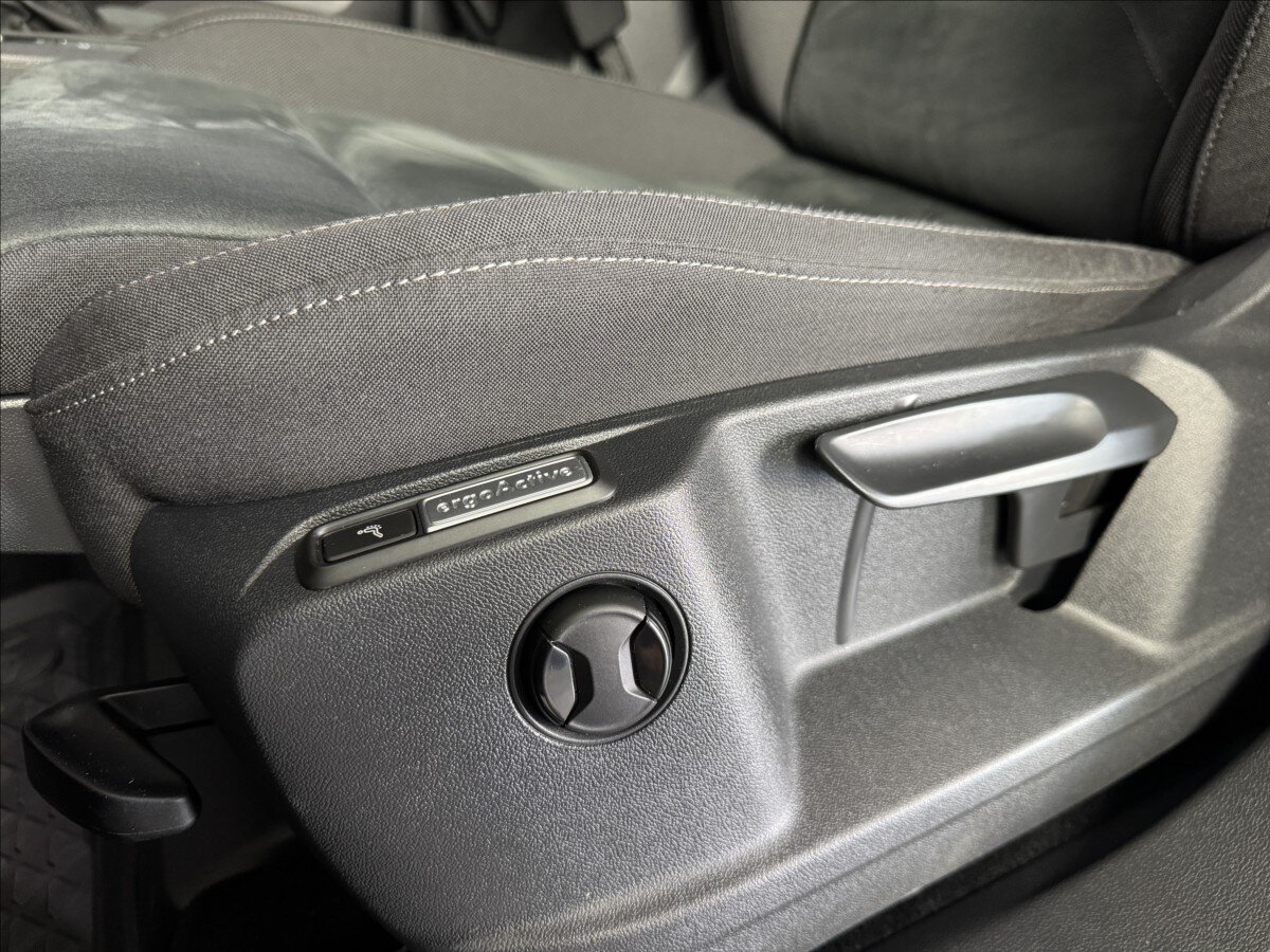 Volkswagen Tiguan Allspace SUV / Terénní 2,0 l 176 kw