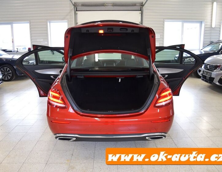 Mercedes-Benz Třídy E Sedan 0,0 110 kw