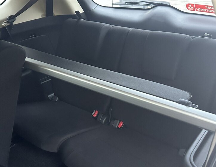 Mitsubishi Outlander SUV / Terénní 2,3 l 110 kw