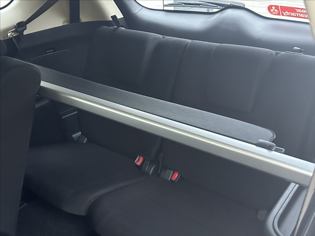 Mitsubishi Outlander SUV / Terénní 2,3 l 110 kw