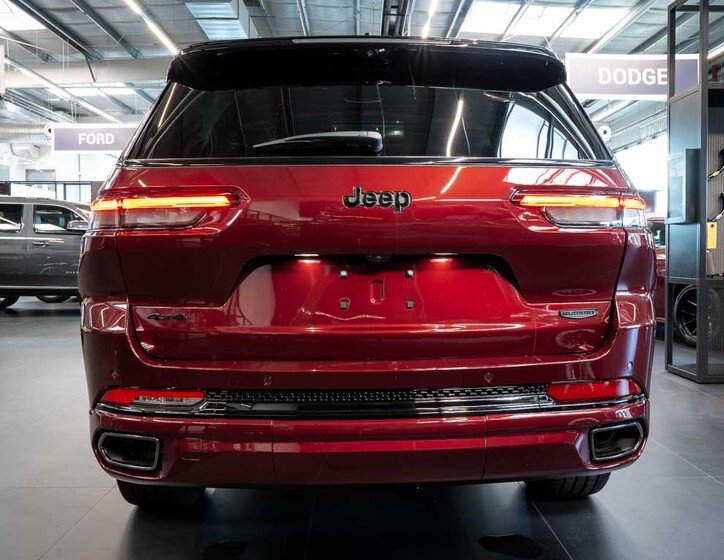 Jeep Grand Cherokee 4