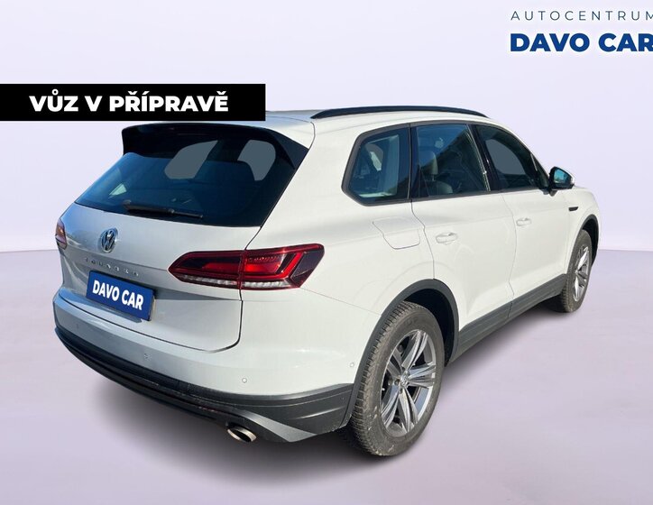 Volkswagen Touareg 3