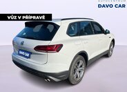 Volkswagen Touareg 3