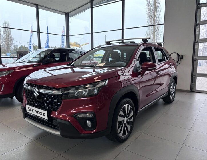 Suzuki S-Cross SUV / Terénní 1,4 l 81 kw