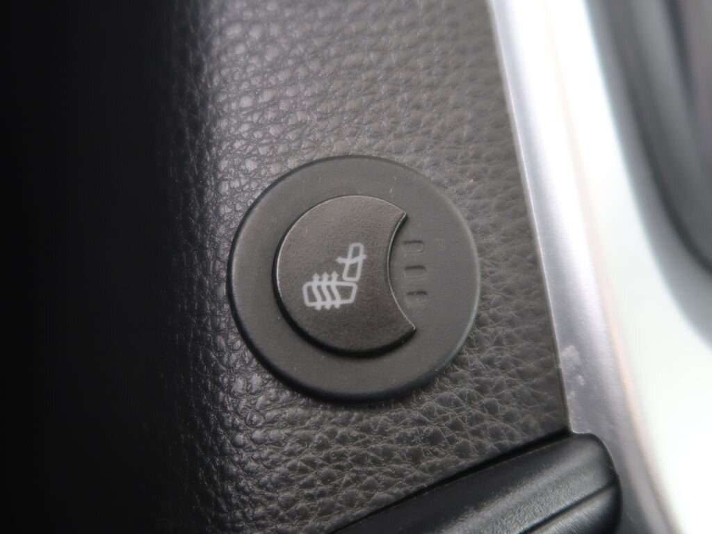 Toyota RAV4 SUV 2,0 l 129 kw