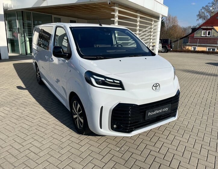 Toyota ProAce Verso VAN / Minibus 2,0 l 130 kw