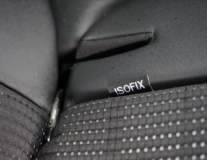 Peugeot 2008 SUV 1,2 l 81 kw