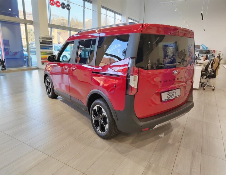 Ford Tourneo Courier MPV 998,0 92 kw