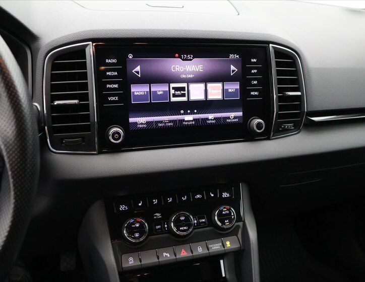 Škoda Karoq SUV / Terénní 1,6 l 85 kw