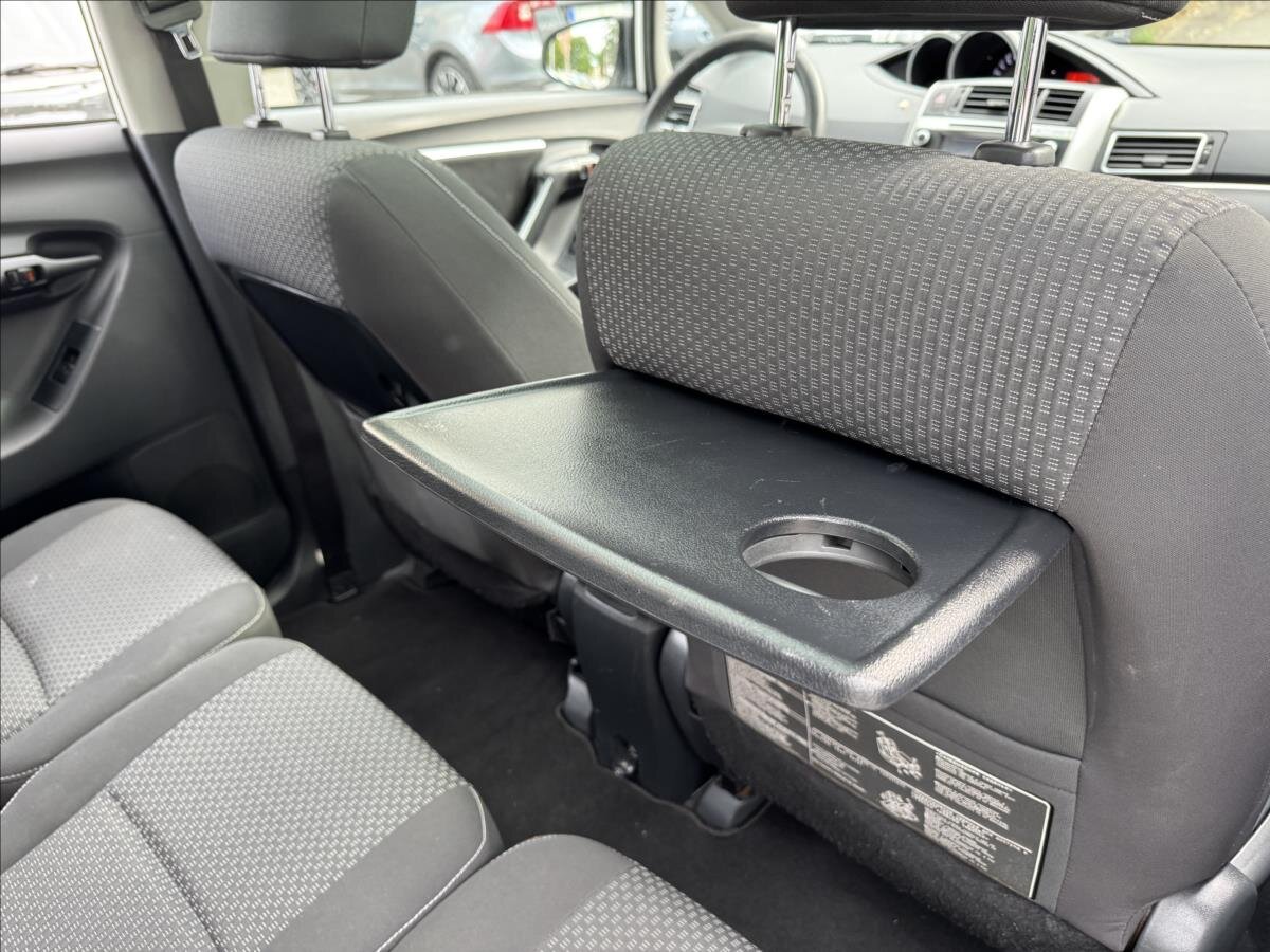 Toyota Verso MPV 2,0 l 91 kw