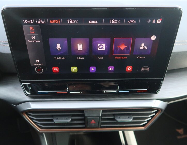 Cupra Formentor SUV / Terénní 1,5 l 110 kw