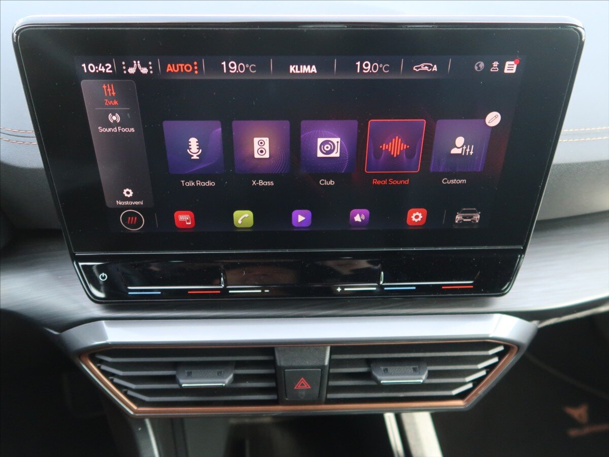 Cupra Formentor SUV / Terénní 1,5 l 110 kw