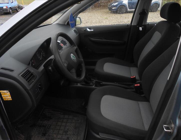 Škoda Fabia 12