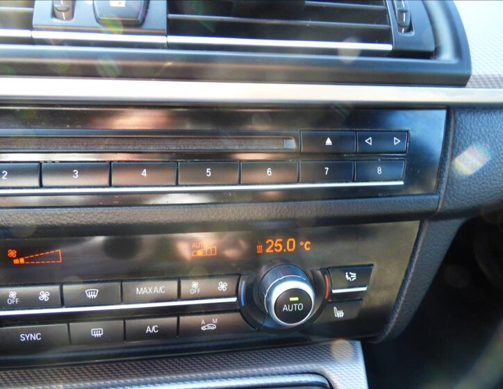 BMW Řada 5 Kombi 2,0 l 160 kw