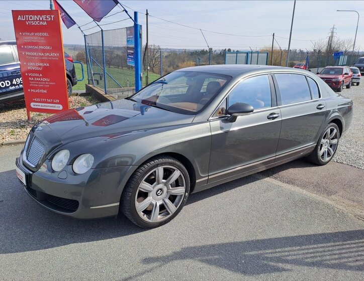 Bentley Flying Spur Sedan / Limuzína 6,0 l 412 kw