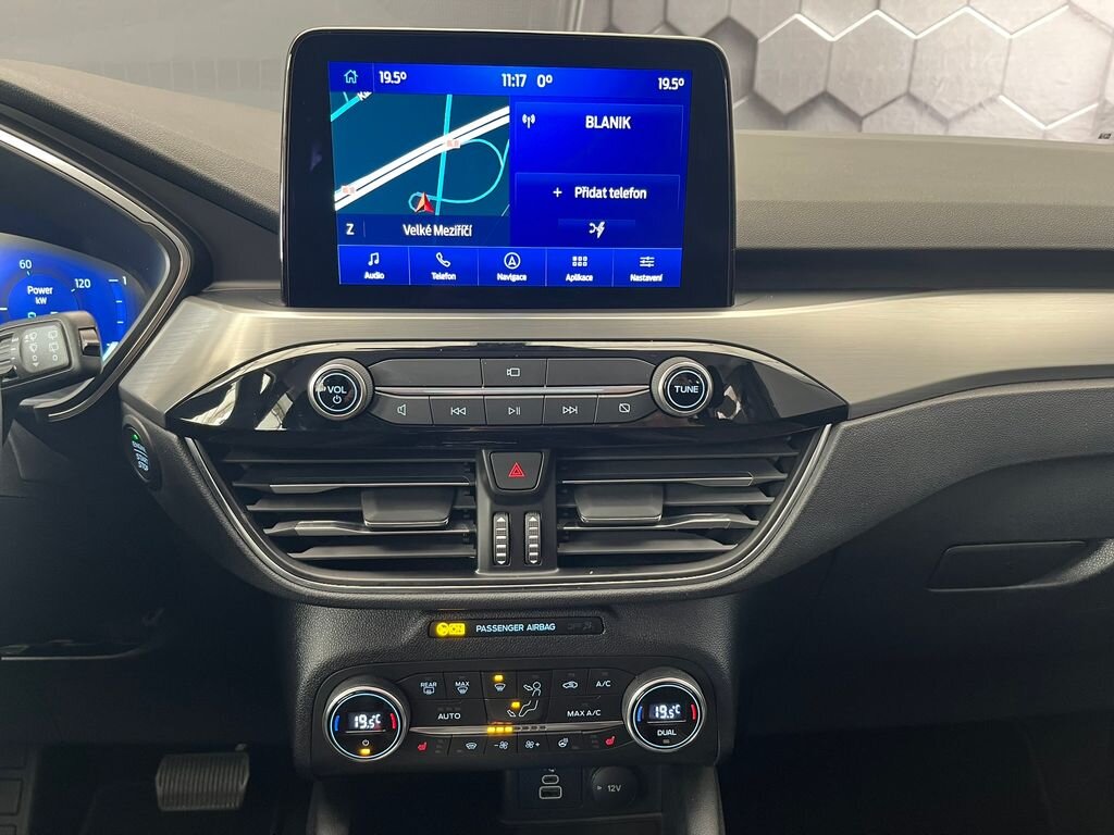 Ford Kuga SUV 2,5 l 140 kw