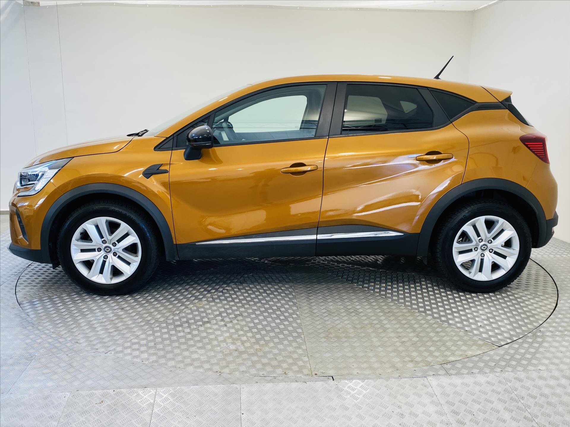 Renault Captur Hatchback 999,0 74 kw