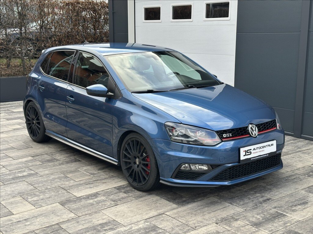 Volkswagen Polo Hatchback 1,8 l 141 kw