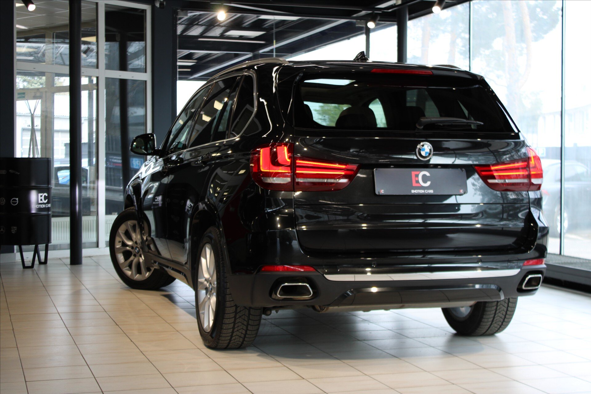 BMW X5 SUV / Terénní 3,0 l 230 kw