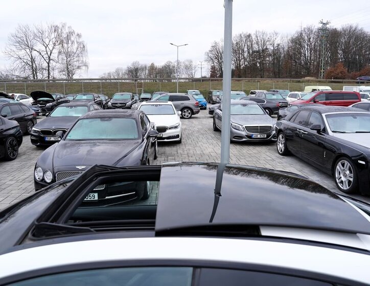 Mercedes-Benz Třídy E 14