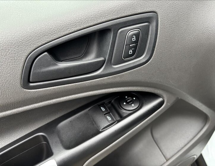 Ford Transit Connect 16