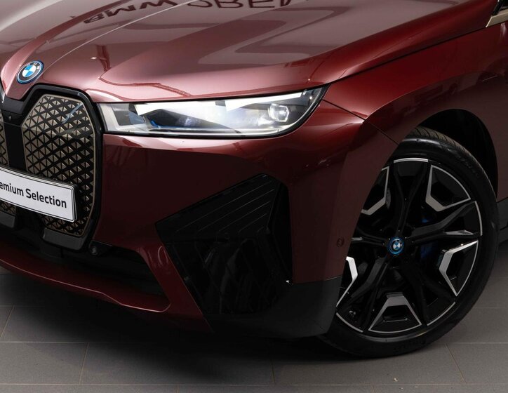 BMW iX SUV 0,0 240 kw