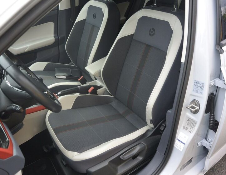 Volkswagen Polo Hatchback 999,0 70 kw