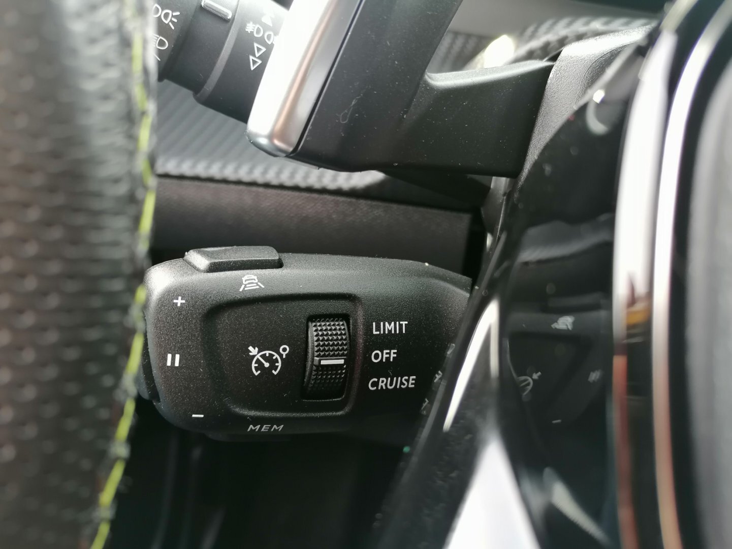 Peugeot 2008 SUV / Terénní 1,2 l 96 kw