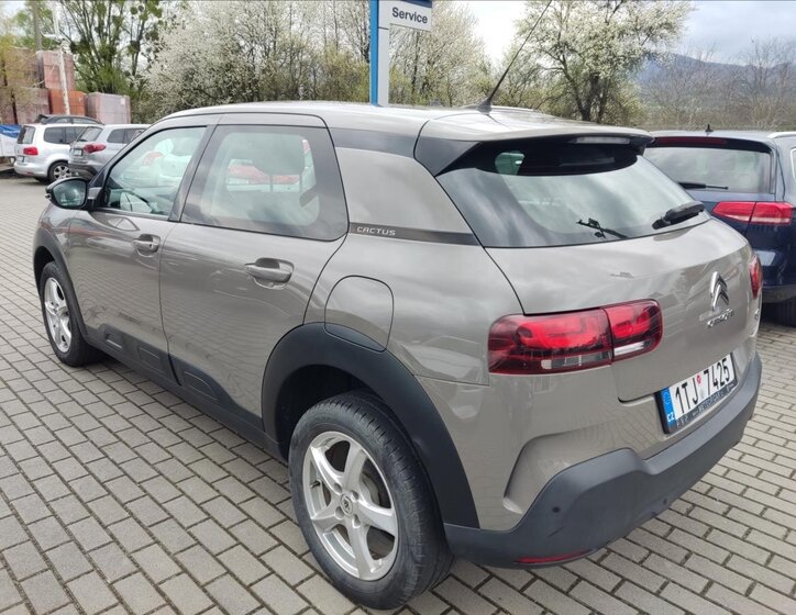 Citroën C4 Cactus Hatchback 1,2 l 81 kw