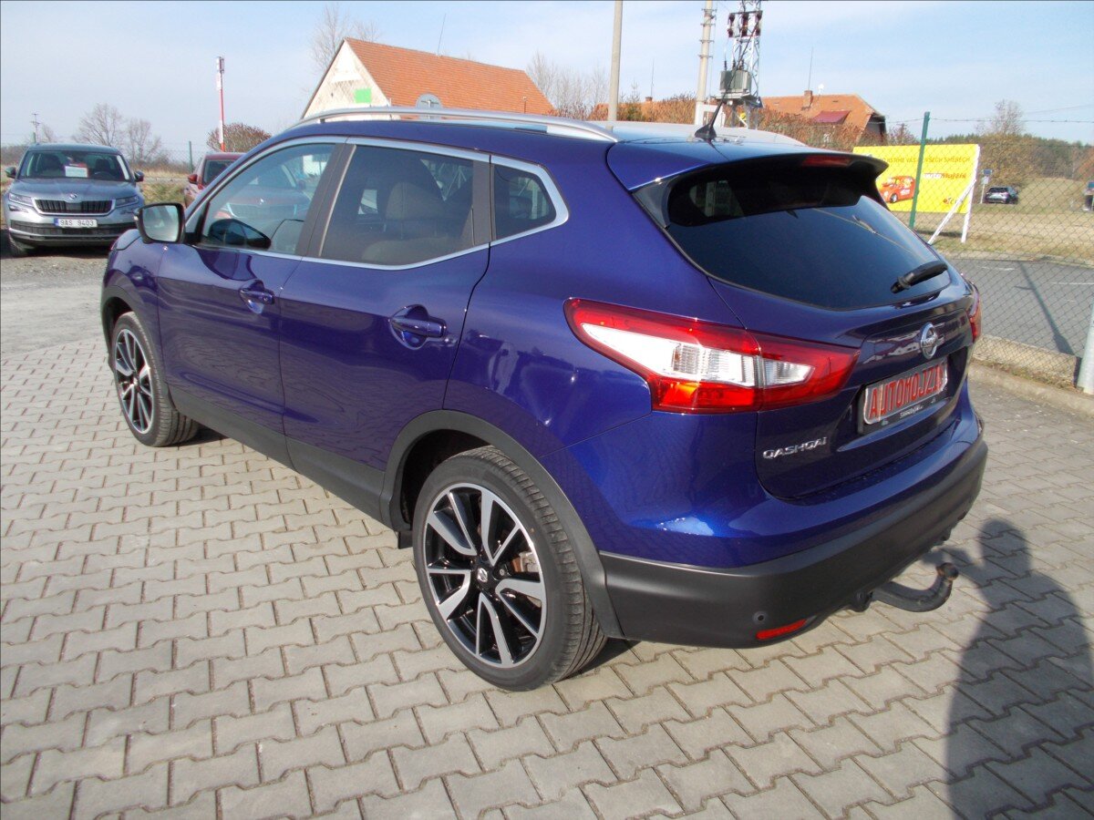 Nissan Qashqai SUV / Terénní 1,6 l 120 kw