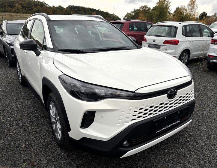 Toyota Corolla Cross SUV / Terénní 1,8 l 103 kw