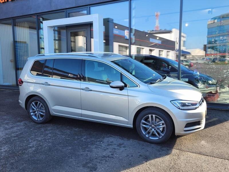 Volkswagen Touran MPV 1,5 l 110 kw