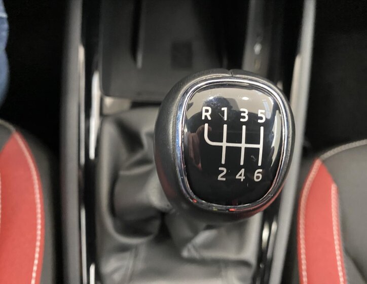 Škoda Scala Hatchback 1,5 l 110 kw