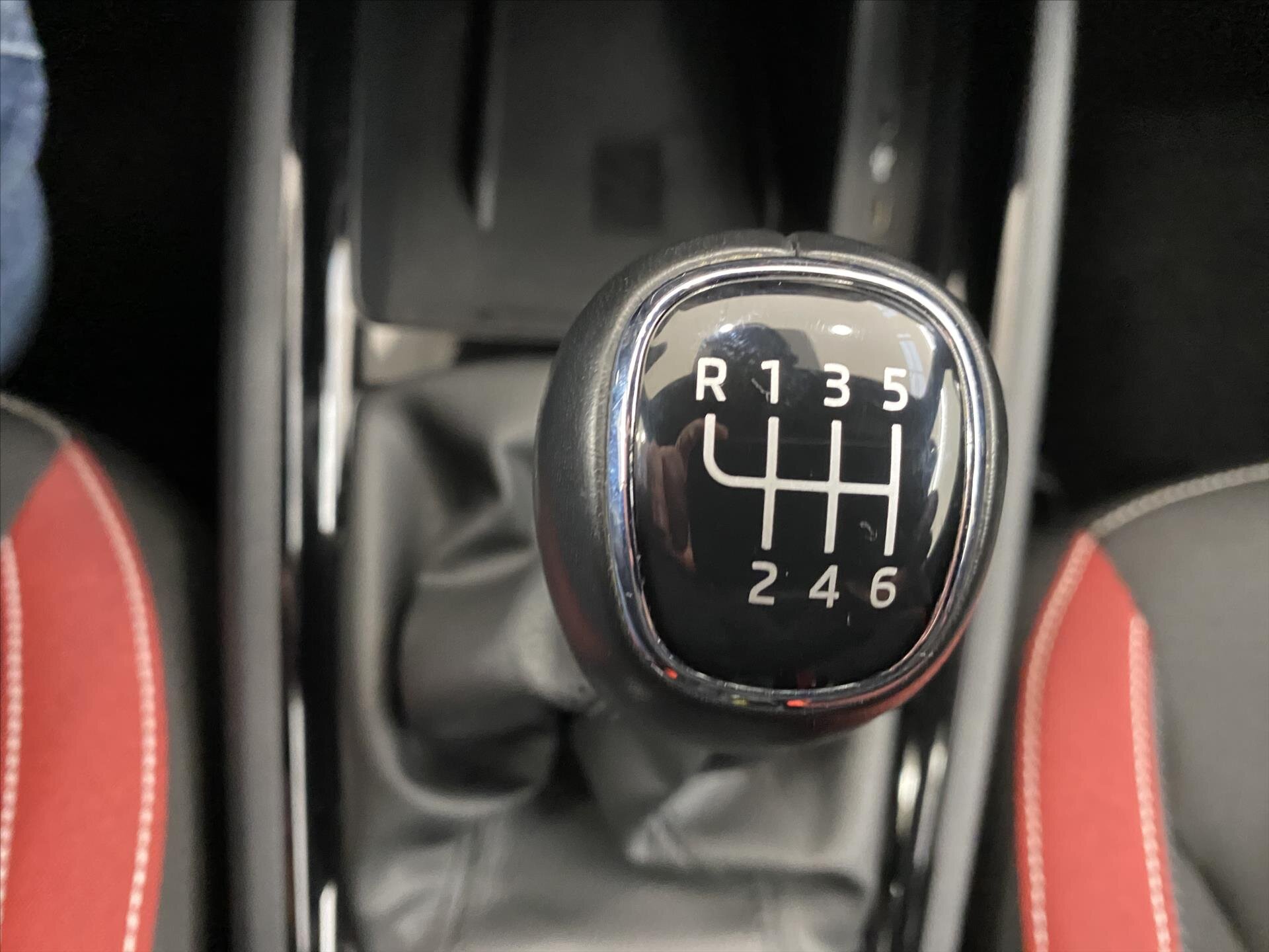 Škoda Scala Hatchback 1,5 l 110 kw