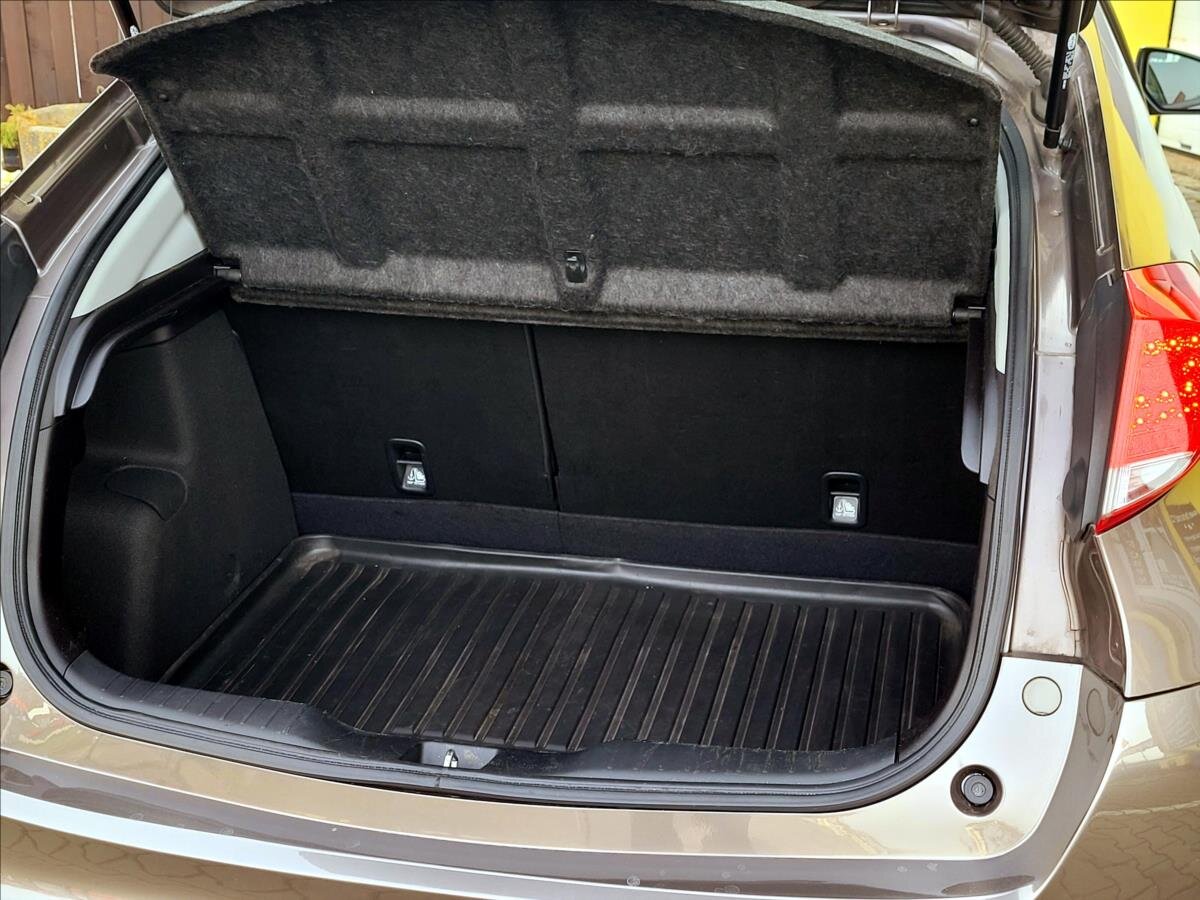 Honda Civic Hatchback 1,8 l 104 kw